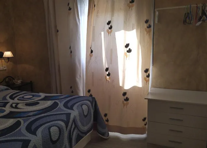 La Palmera De La Insula Alcalá de Ebro